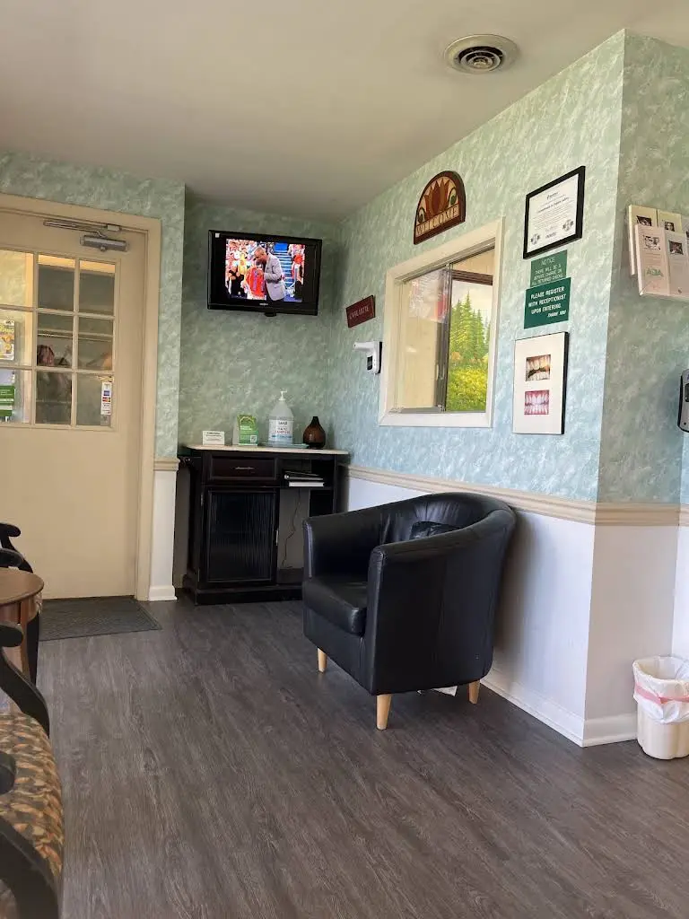 Heritage Dental Studio - Professional dental clinic exterior with modern facilities