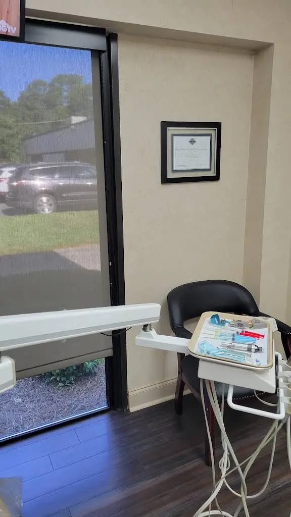 Waters Edge Family Dental - Professional dental clinic exterior with modern facilities