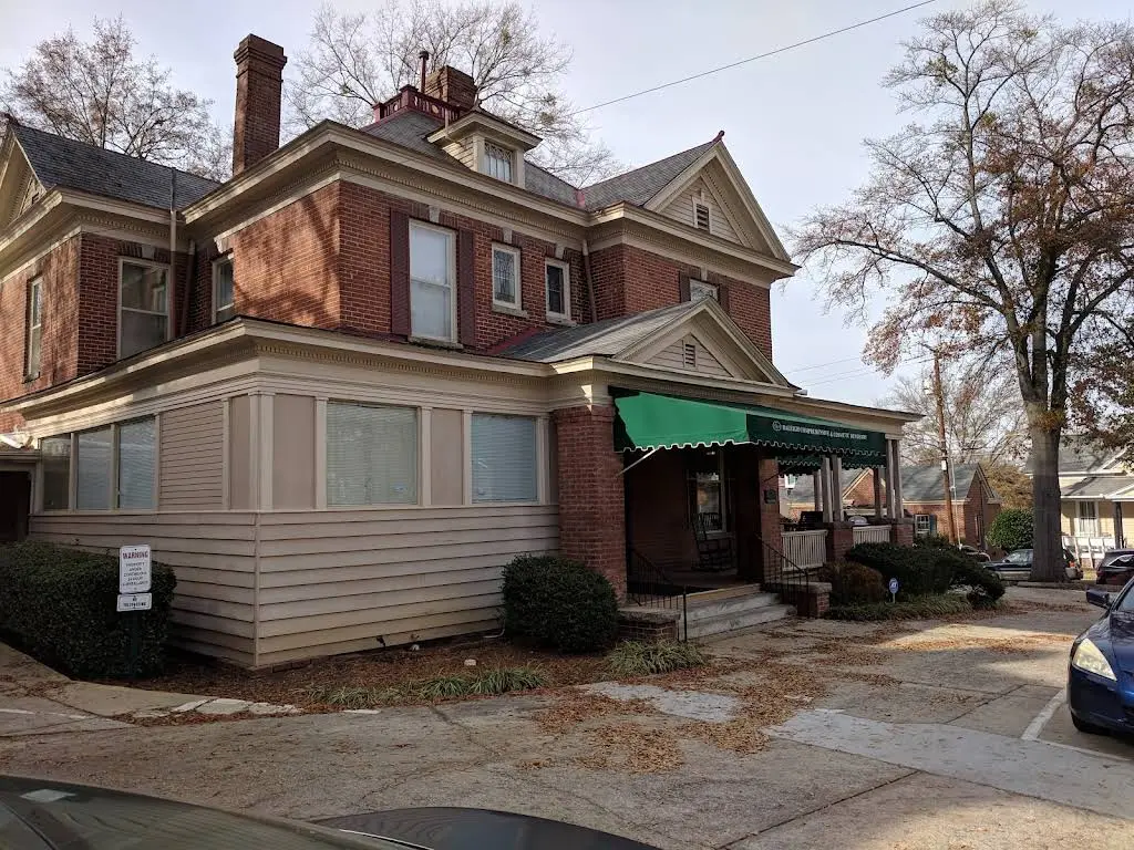 Raleigh Comprehensive and Cosmetic Dentistry - Professional dental clinic exterior with modern facilities