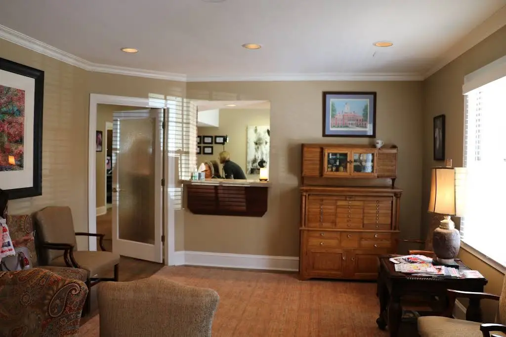 Adam Brown, DDS - Professional dental clinic exterior with modern facilities