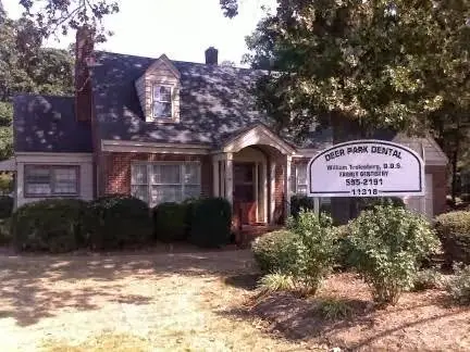 Coker Dental - Professional dental clinic exterior with modern facilities