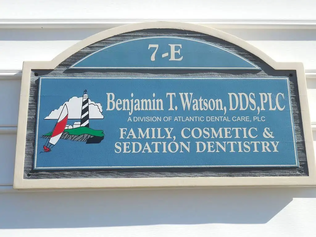 Benjamin T Watson DDS, PLC - Professional dental clinic exterior with modern facilities