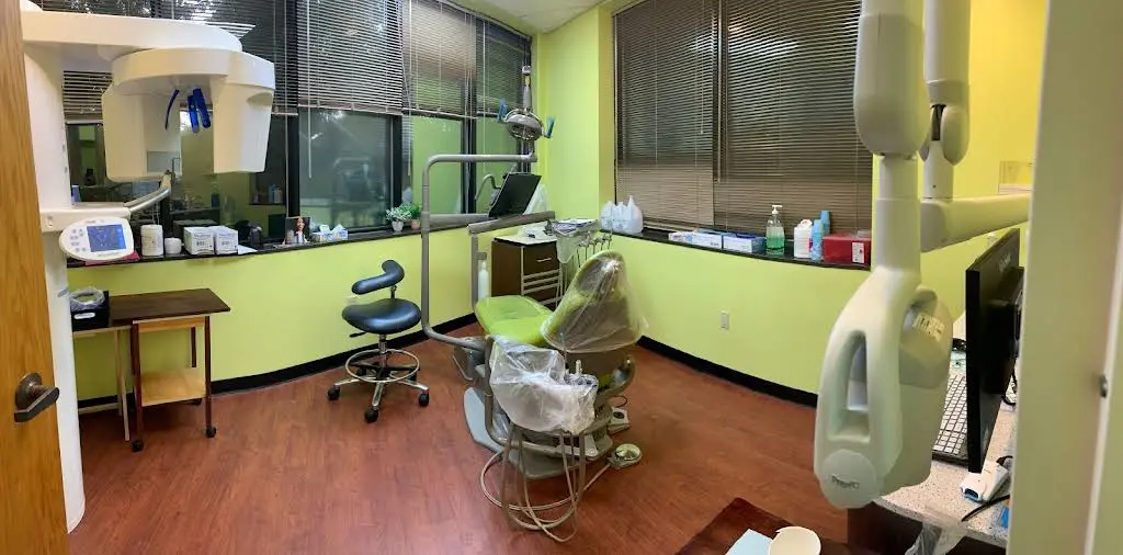 Cary Lee Family Dentistry - Professional dental clinic exterior with modern facilities