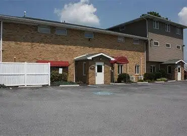 Fredericksburg Dental Center - Professional dental clinic exterior with modern facilities