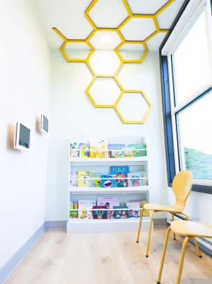 Little Bee's Pediatric Dentistry