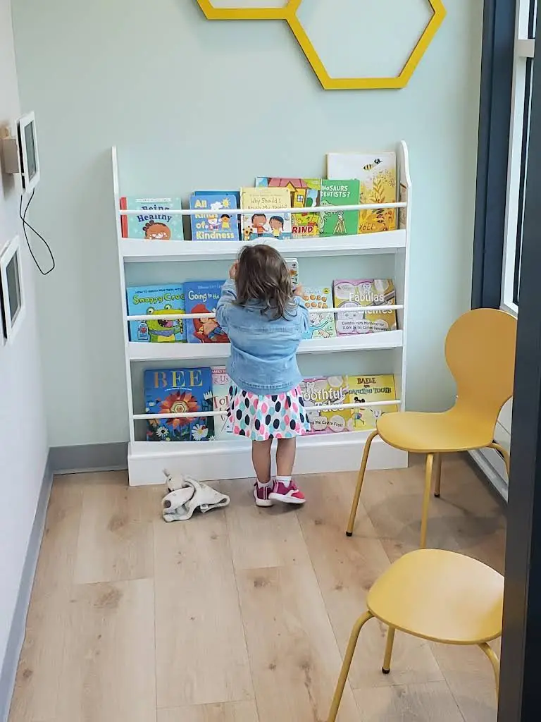 Little Bee's Pediatric Dentistry