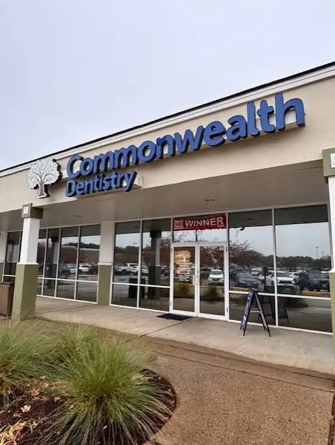 Commonwealth Dentistry - Professional dental clinic exterior with modern facilities