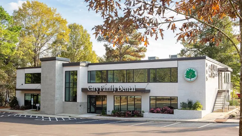 Allan Acton DDS - Professional dental clinic exterior with modern facilities