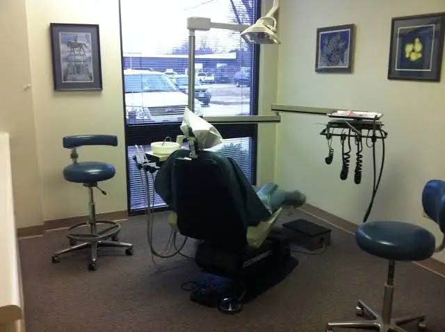 Tidewater Prostho - Professional dental clinic exterior with modern facilities