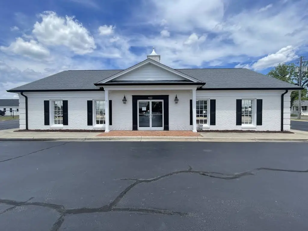 Axiom Dentistry Benson - Professional dental clinic exterior with modern facilities