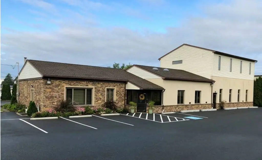 Merit Dental - Sinking Spring - Professional dental clinic exterior with modern facilities