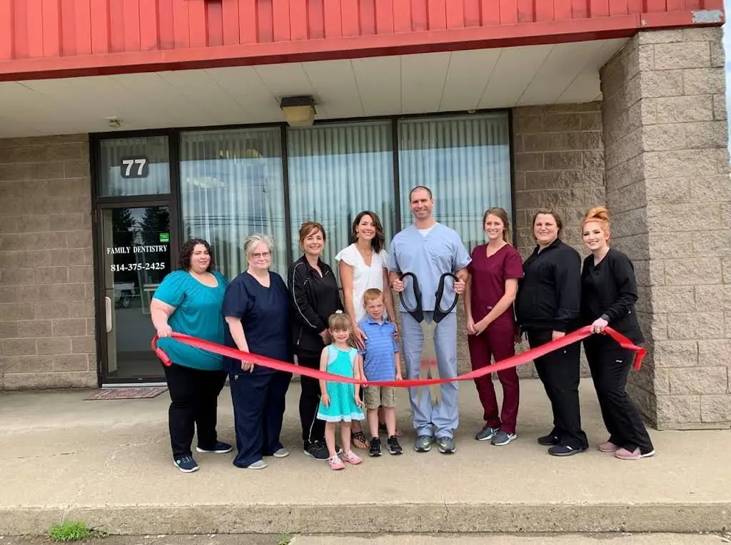 Spence Dental - Professional dental clinic exterior with modern facilities