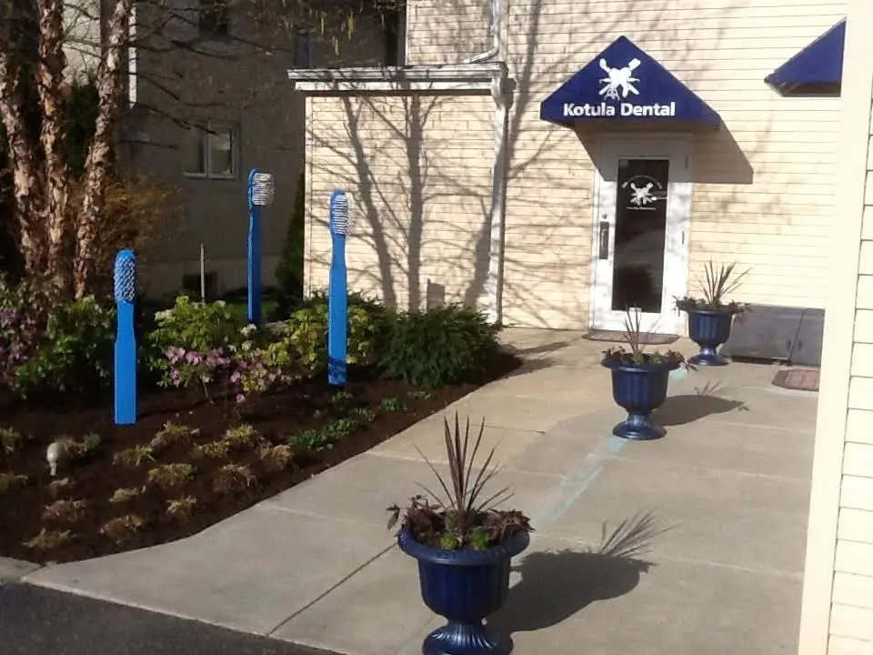 Kotula Dental - Professional dental clinic exterior with modern facilities