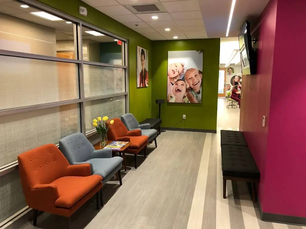 ICON Smile Studios - Professional dental clinic exterior with modern facilities