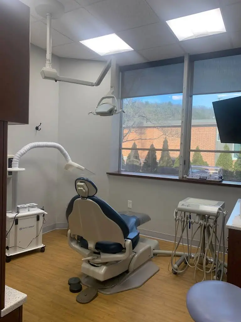 Ecker Family Dental - Professional dental clinic exterior with modern facilities