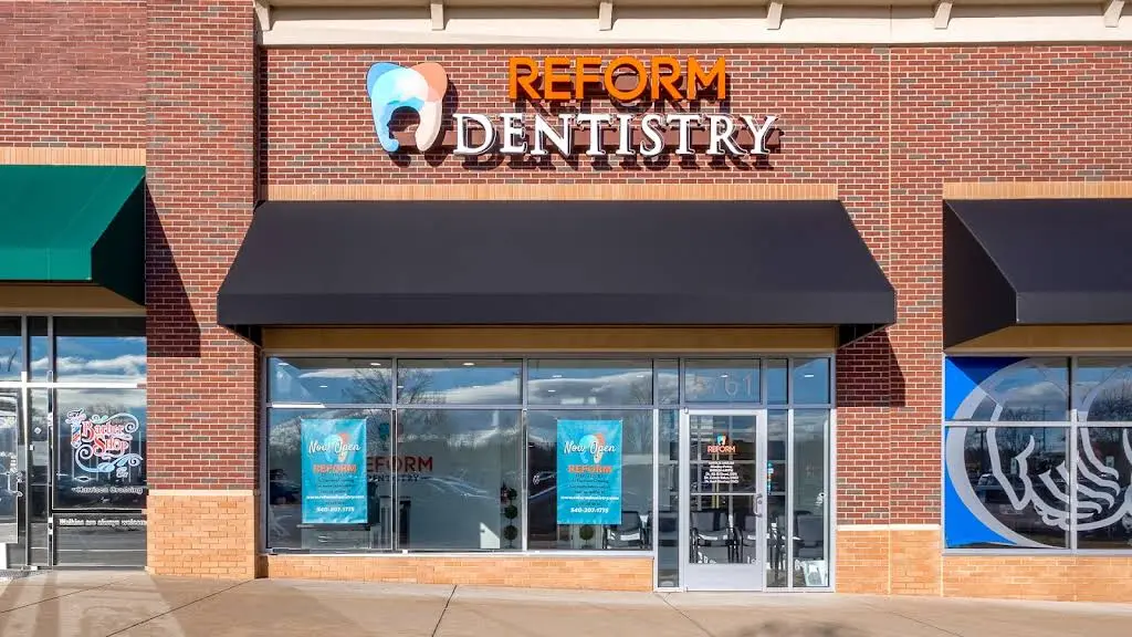 Reform Dentistry of Fredericksburg - Professional dental clinic exterior with modern facilities