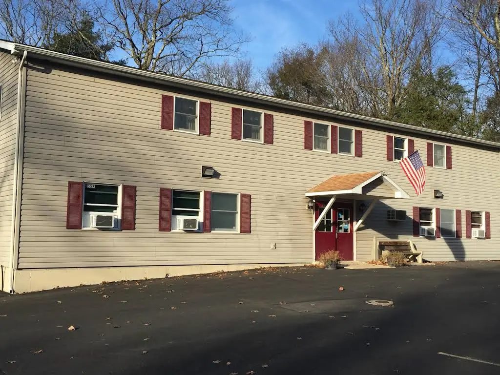 Comfort Dental Excellence - Professional dental clinic exterior with modern facilities