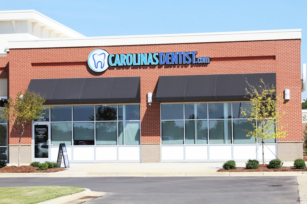 CarolinasDentist - Professional dental clinic exterior with modern facilities