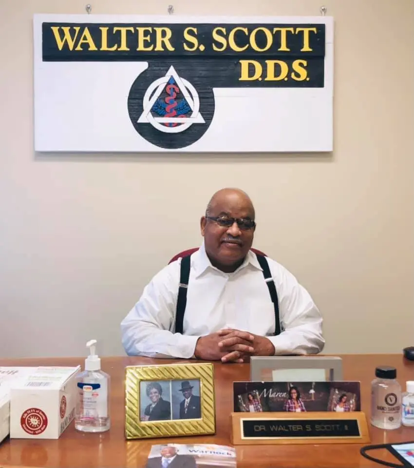 Dr. Walter Scott And Associates - Professional dental clinic exterior with modern facilities