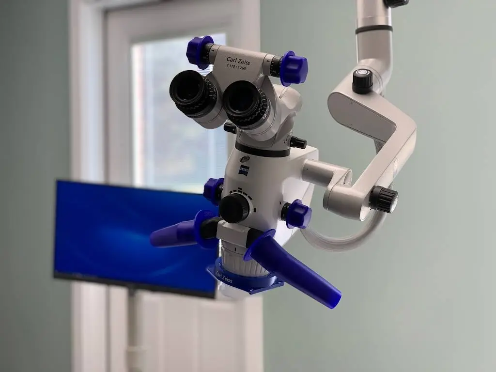 Modern Endodontics - Professional dental clinic exterior with modern facilities