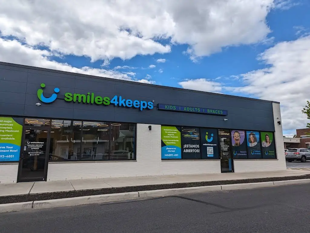 Smiles 4 Keeps - Allentown - Professional dental clinic exterior with modern facilities
