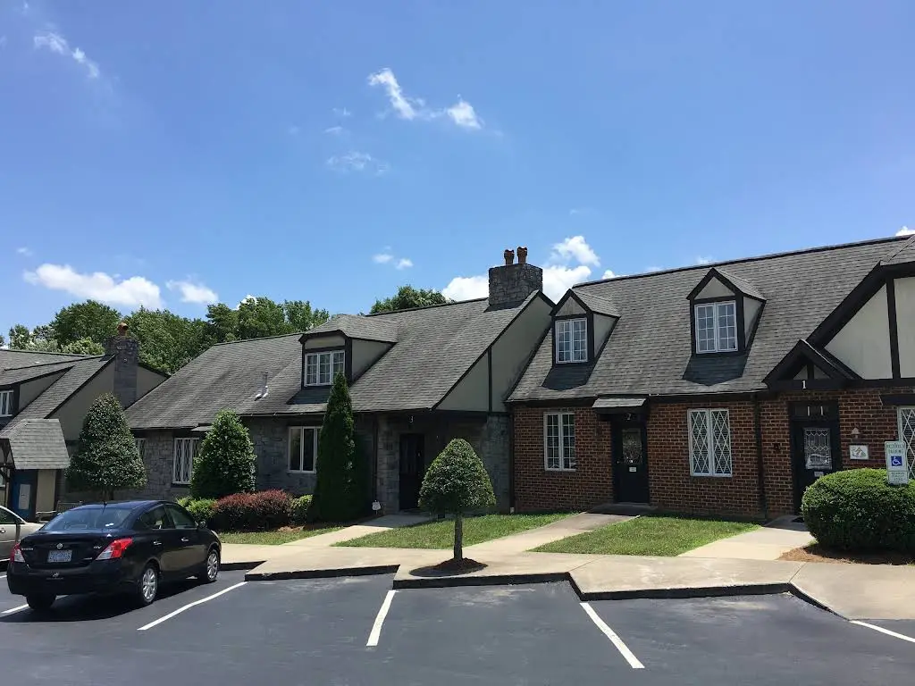 Bobby G Barr DDS PLLC - Professional dental clinic exterior with modern facilities