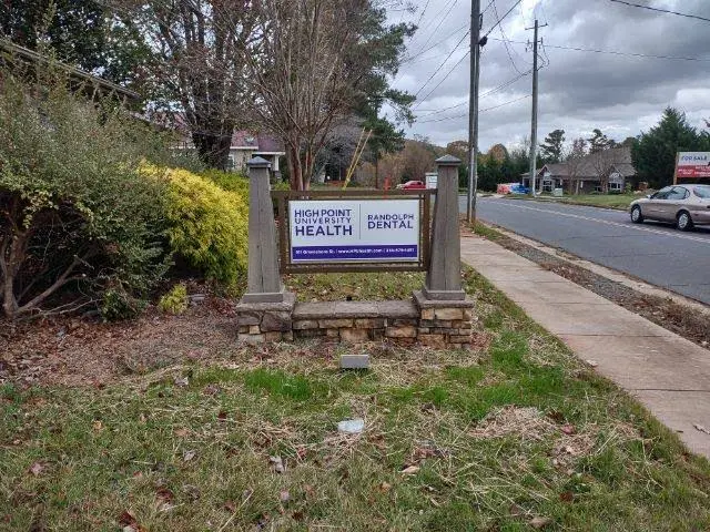 HPU Health - Randolph Dental - Professional dental clinic exterior with modern facilities