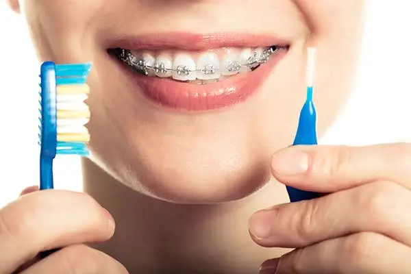 Henry Orthodontics - Professional dental clinic exterior with modern facilities