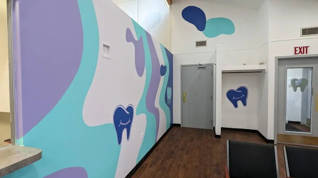 Pure Smiles Pediatric Dentistry - Professional dental clinic exterior with modern facilities