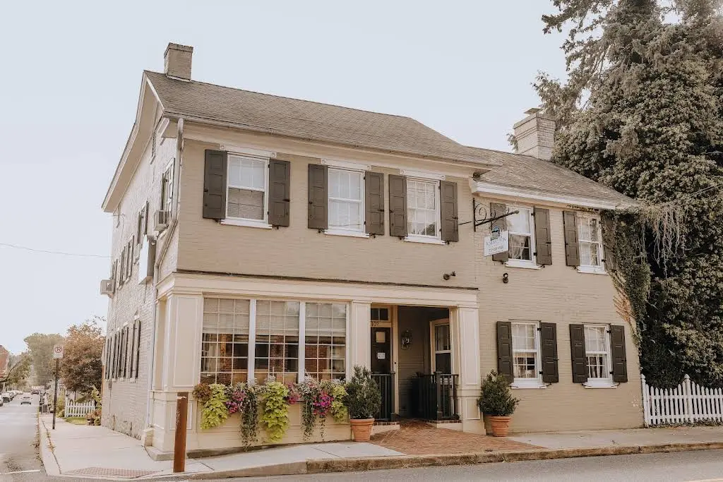 Knowlton Dental Associates - Professional dental clinic exterior with modern facilities