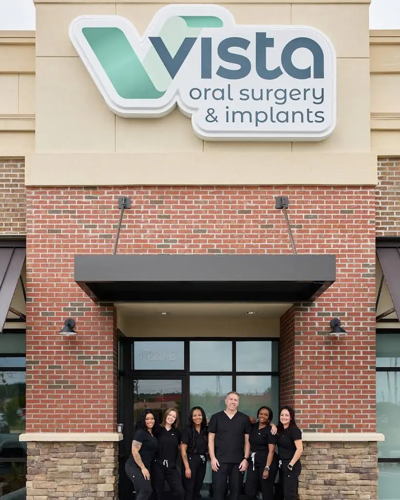 Vista Oral Surgery & Implants – Aberdeen - Professional dental clinic exterior with modern facilities