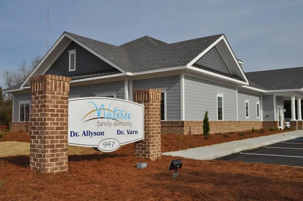 Wateree Family Dentistry - Professional dental clinic exterior with modern facilities
