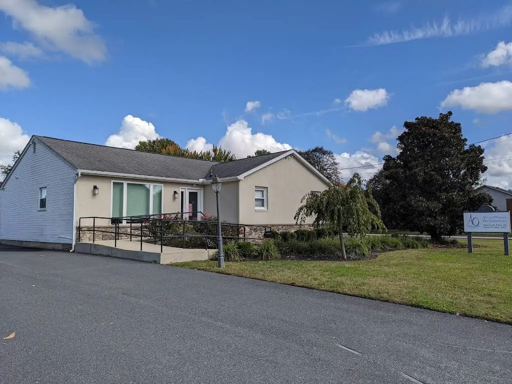 Ahl and O'Connor Orthodontics - Professional dental clinic exterior with modern facilities