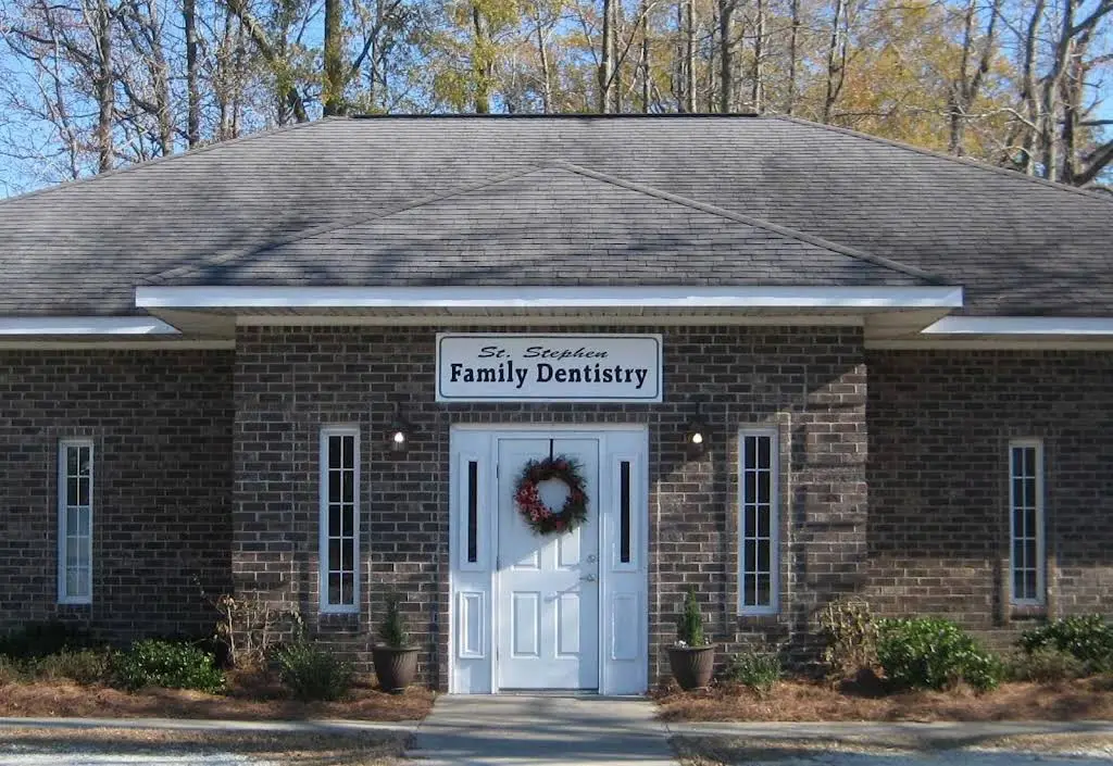 St Stephen Family Dentistry - Professional dental clinic exterior with modern facilities