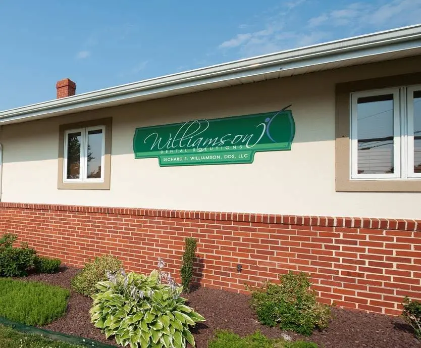 Williamson Dental Solutions - Professional dental clinic exterior with modern facilities