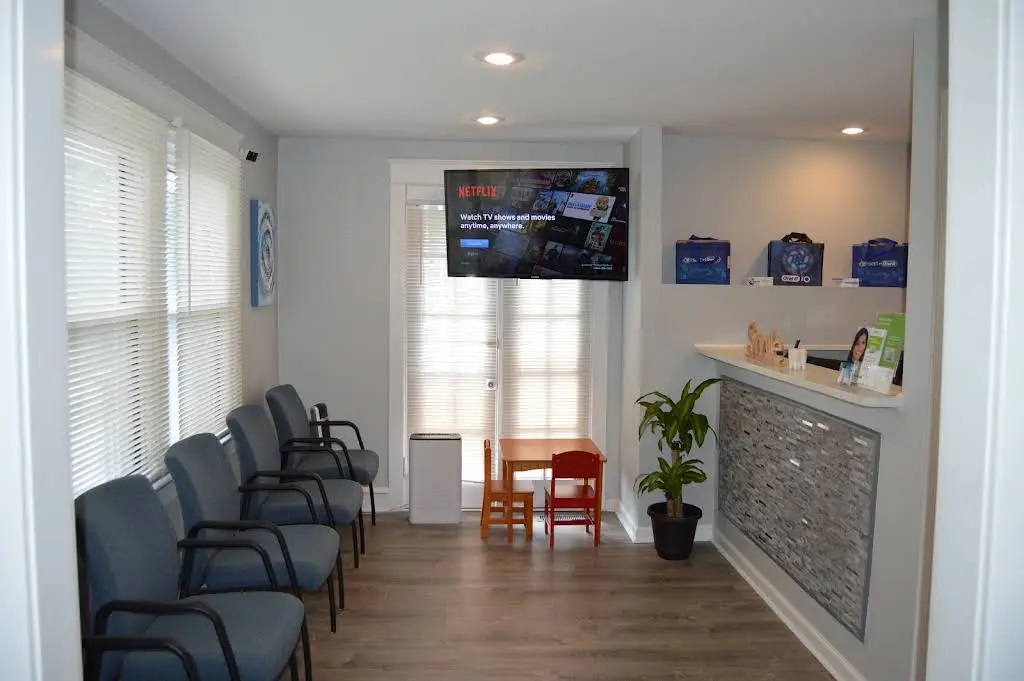 Media Family Dentistry - Professional dental clinic exterior with modern facilities