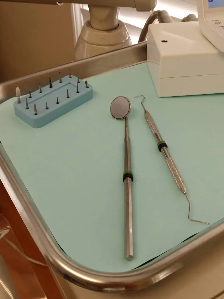Keith Bryan Flynn, DMD - Professional dental clinic exterior with modern facilities