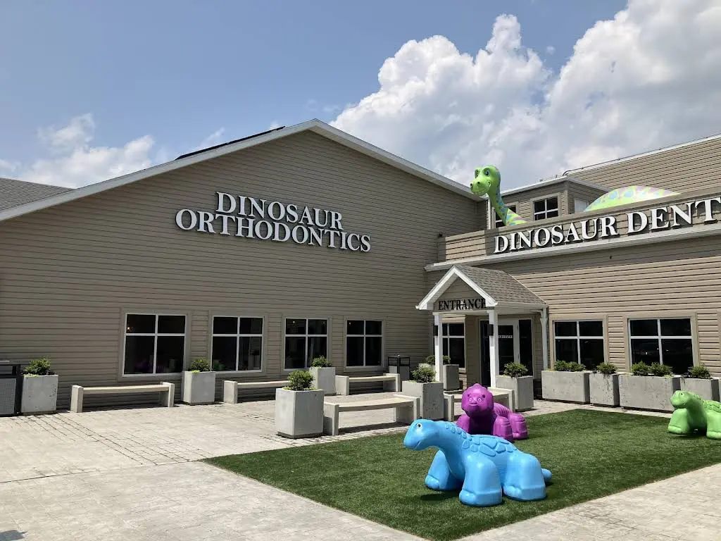 Dinosaur Orthodontics - Professional dental clinic exterior with modern facilities