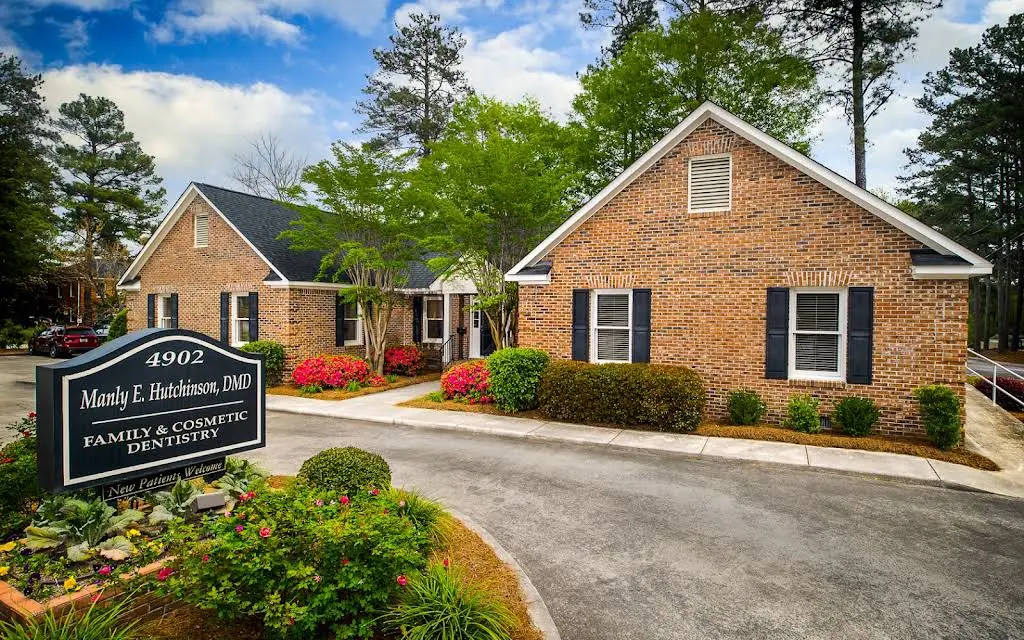 Hutchinson Family Dentistry - Professional dental clinic exterior with modern facilities