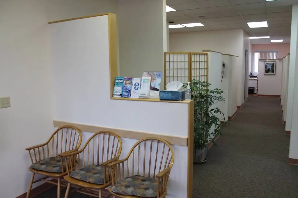 Hart & Welsh DDS - Professional dental clinic exterior with modern facilities