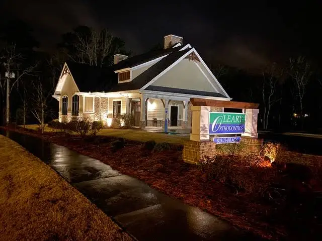 O'Leary Orthodontics - Professional dental clinic exterior with modern facilities