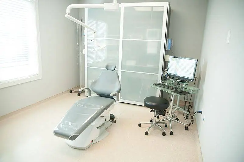 Oral Surgery & Dental Implant Specialists South Carolina: Matthew R. Barefoot, DDS, MD