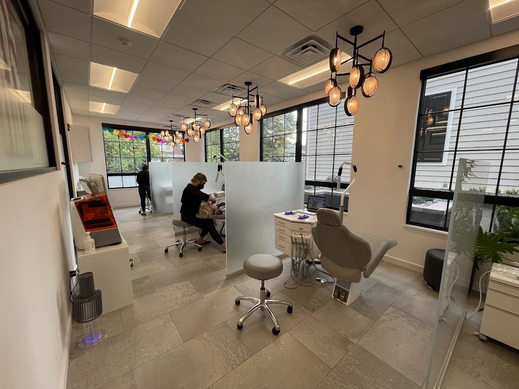 Dr. Amy James & Associates Orthodontists