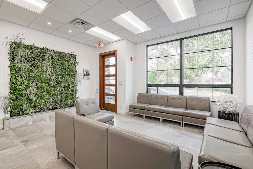 Dr. Amy James & Associates Orthodontists