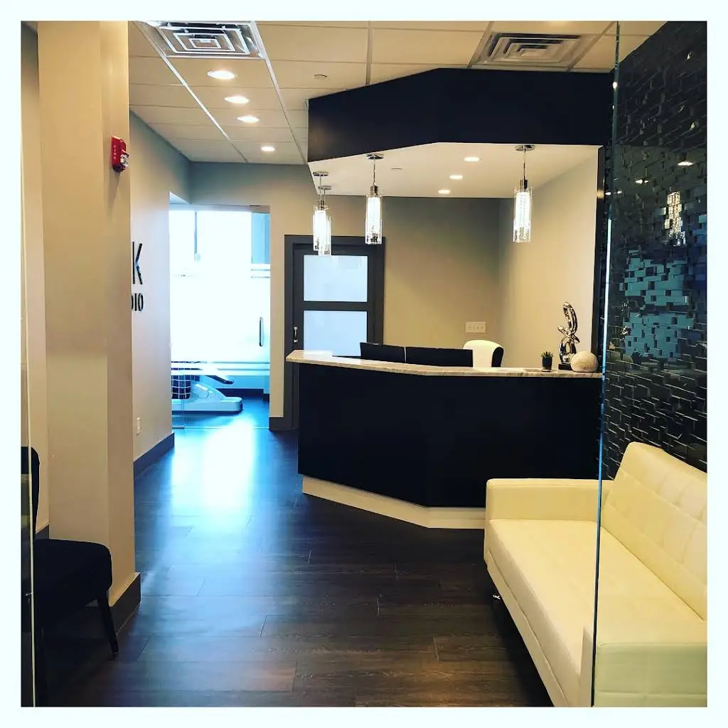 Sleek Smile Studio