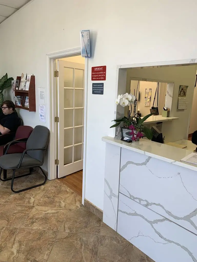 Grant Plaza Dental Center - Professional dental clinic exterior with modern facilities