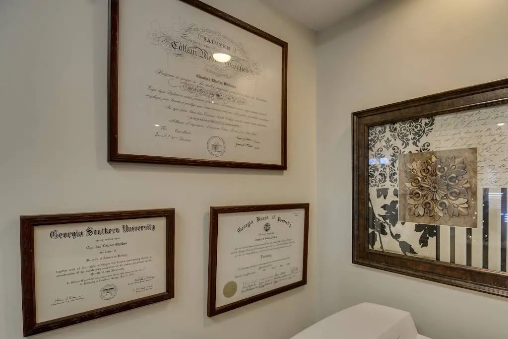 Dr. Chandra R Williams Family and Cosmetic Dentistry