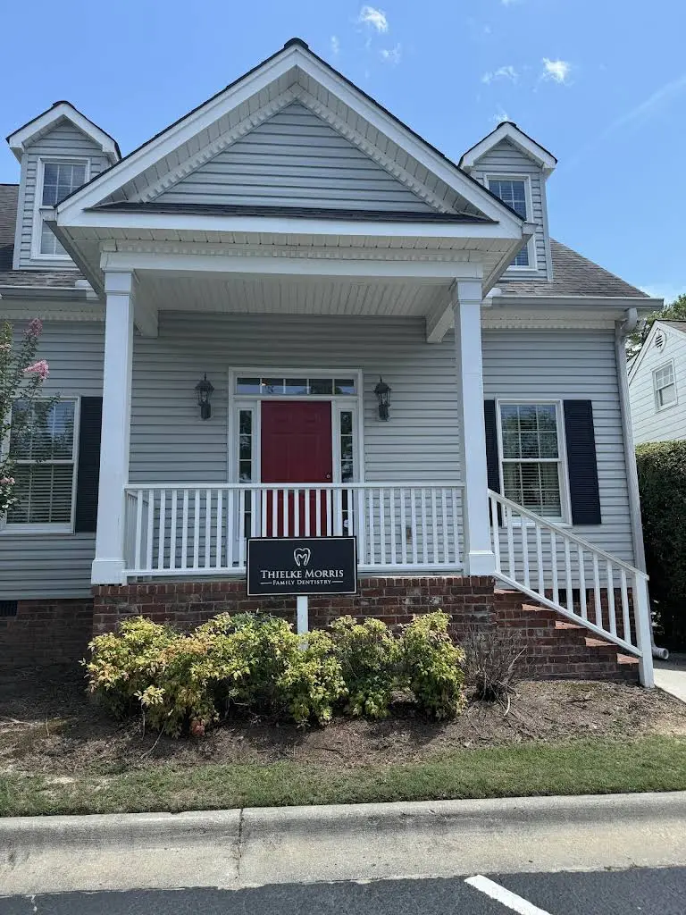 Thielke Morris Family Dentistry - Professional dental clinic exterior with modern facilities