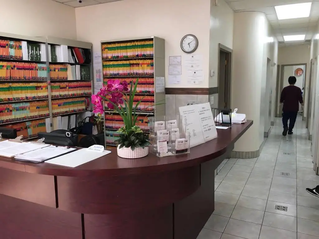 Jane Yang Dental, P.C. - Professional dental clinic exterior with modern facilities