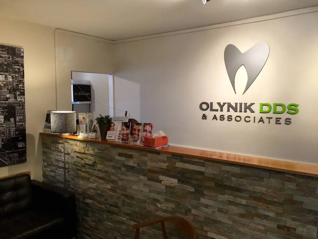 Christopher Olynik DDS - Professional dental clinic exterior with modern facilities